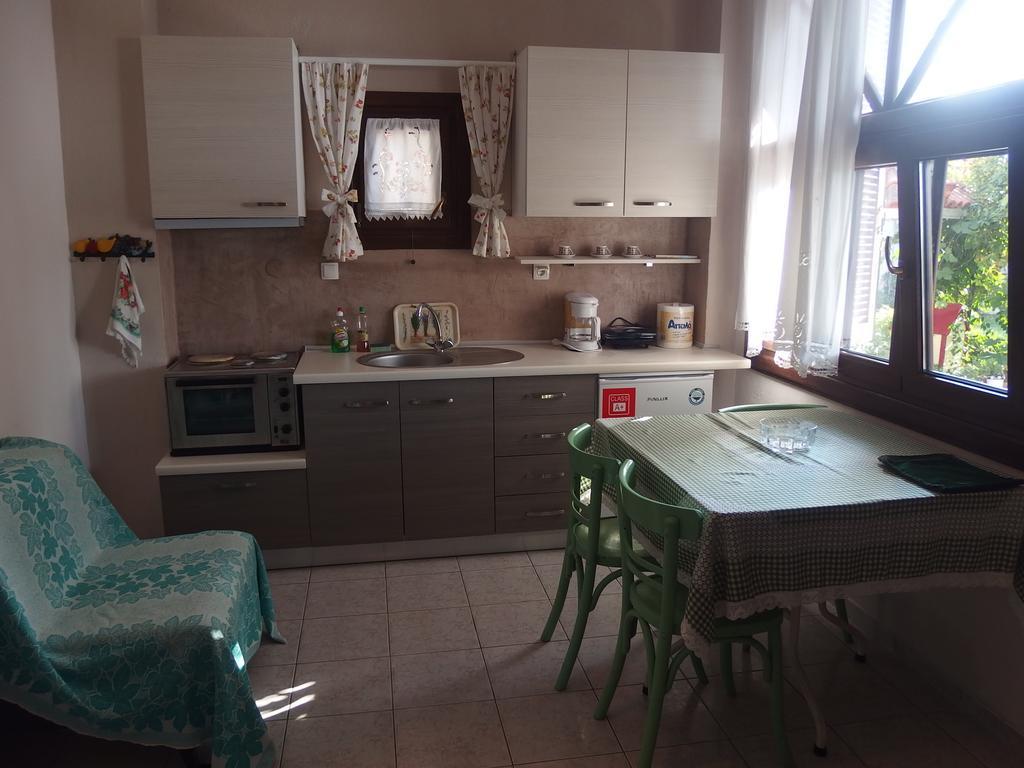 Villa Iris Nea Vrasna Bagian luar foto