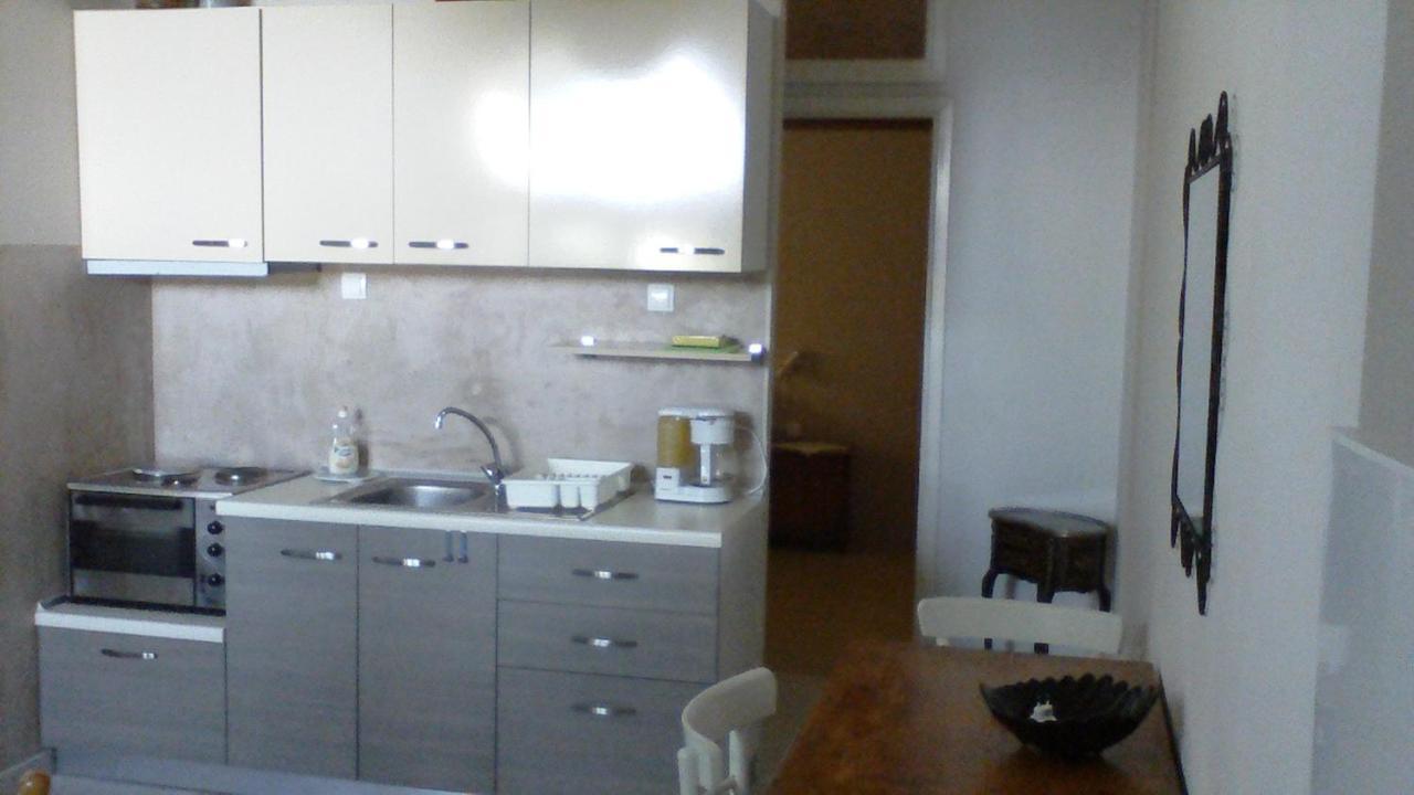 Villa Iris Nea Vrasna Bagian luar foto