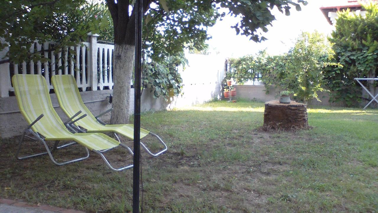 Villa Iris Nea Vrasna Bagian luar foto