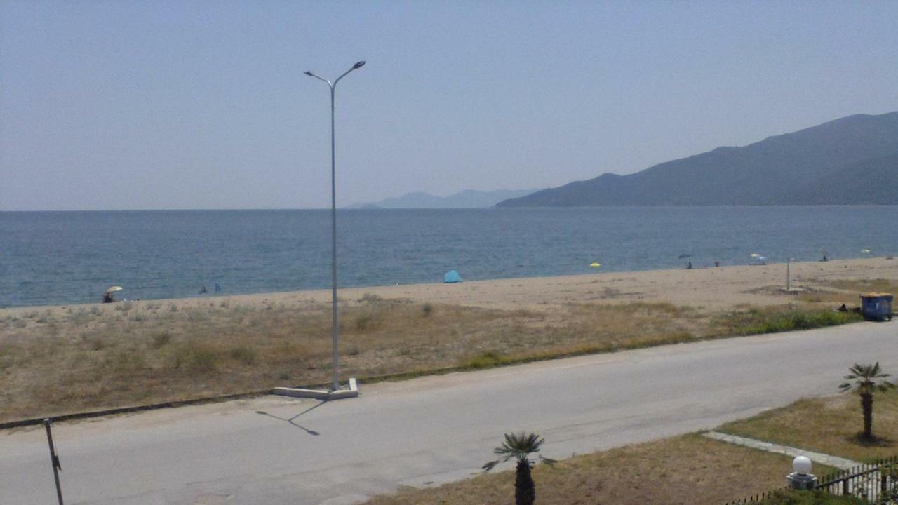 Villa Iris Nea Vrasna Bagian luar foto
