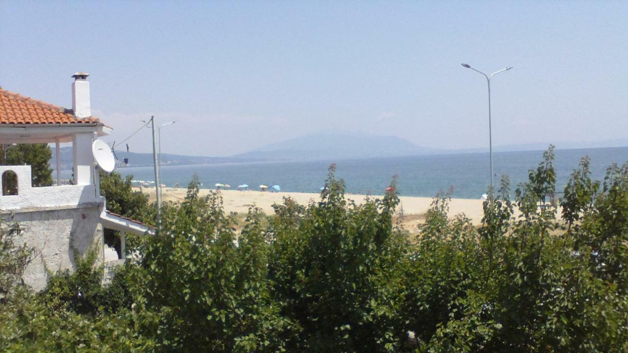 Villa Iris Nea Vrasna Bagian luar foto
